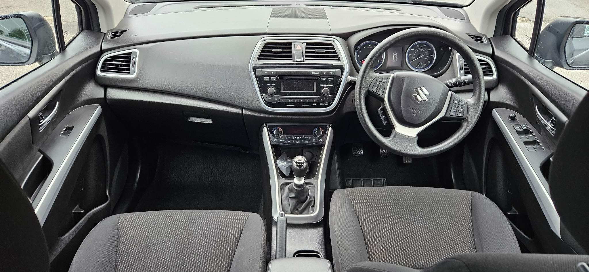 Suzuki SX4 S-Cross Image 12