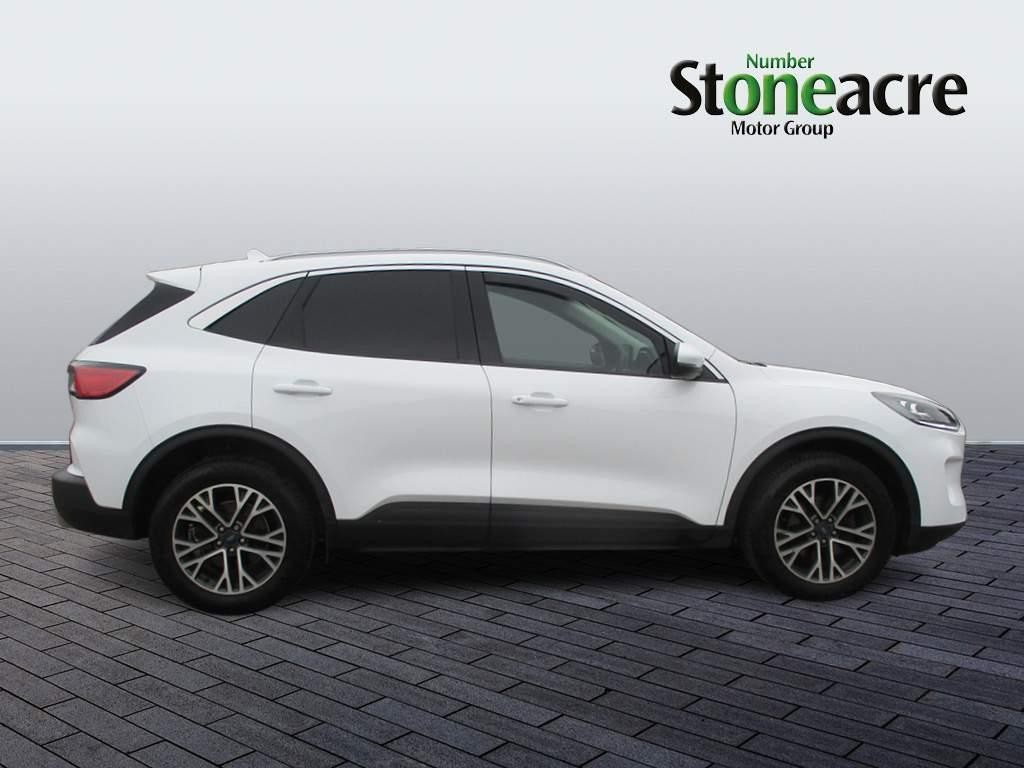 Ford Kuga Image 2