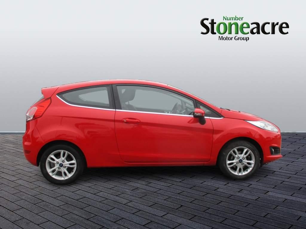 Ford Fiesta Image 2