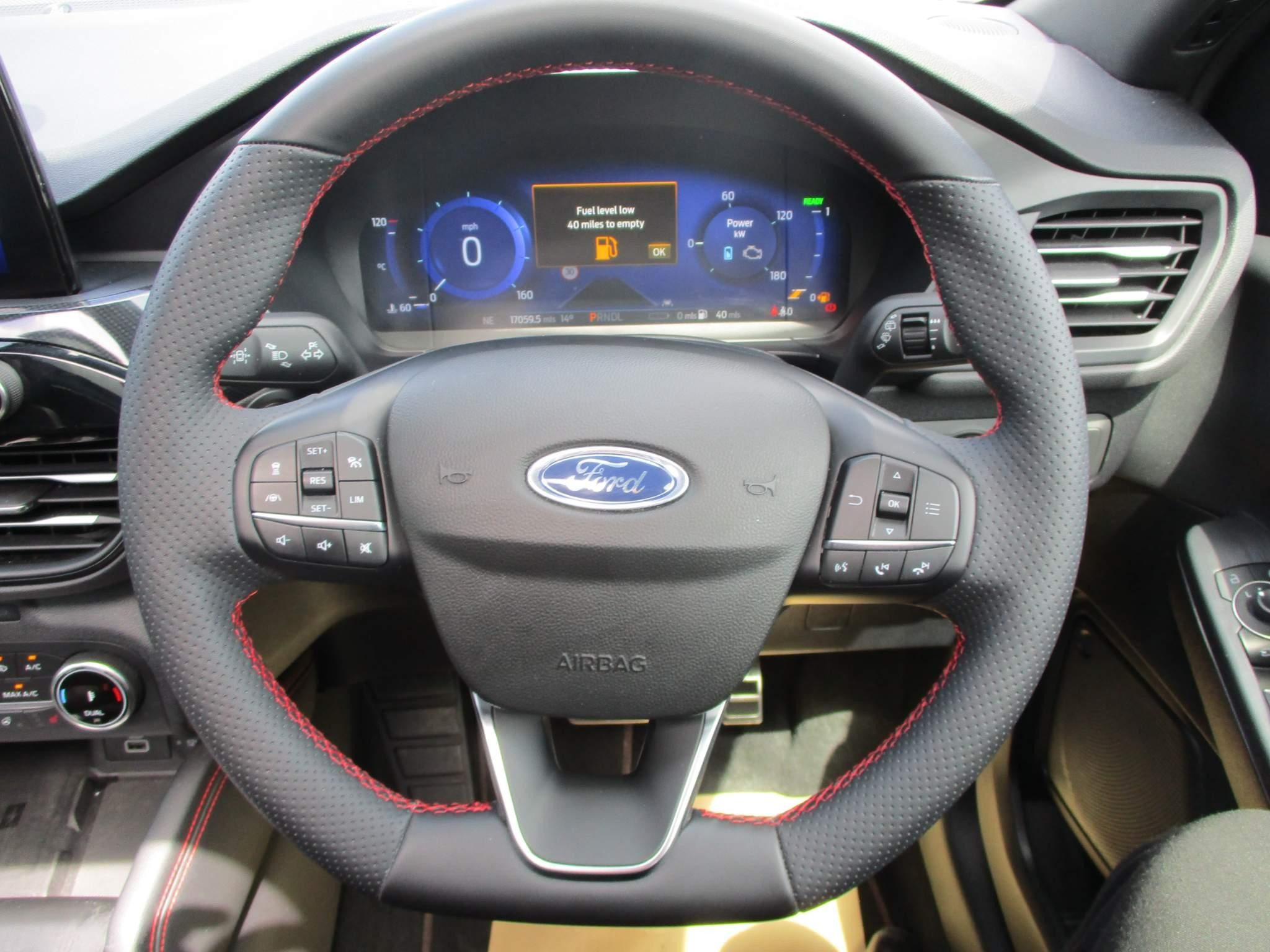 Ford Kuga Image 21