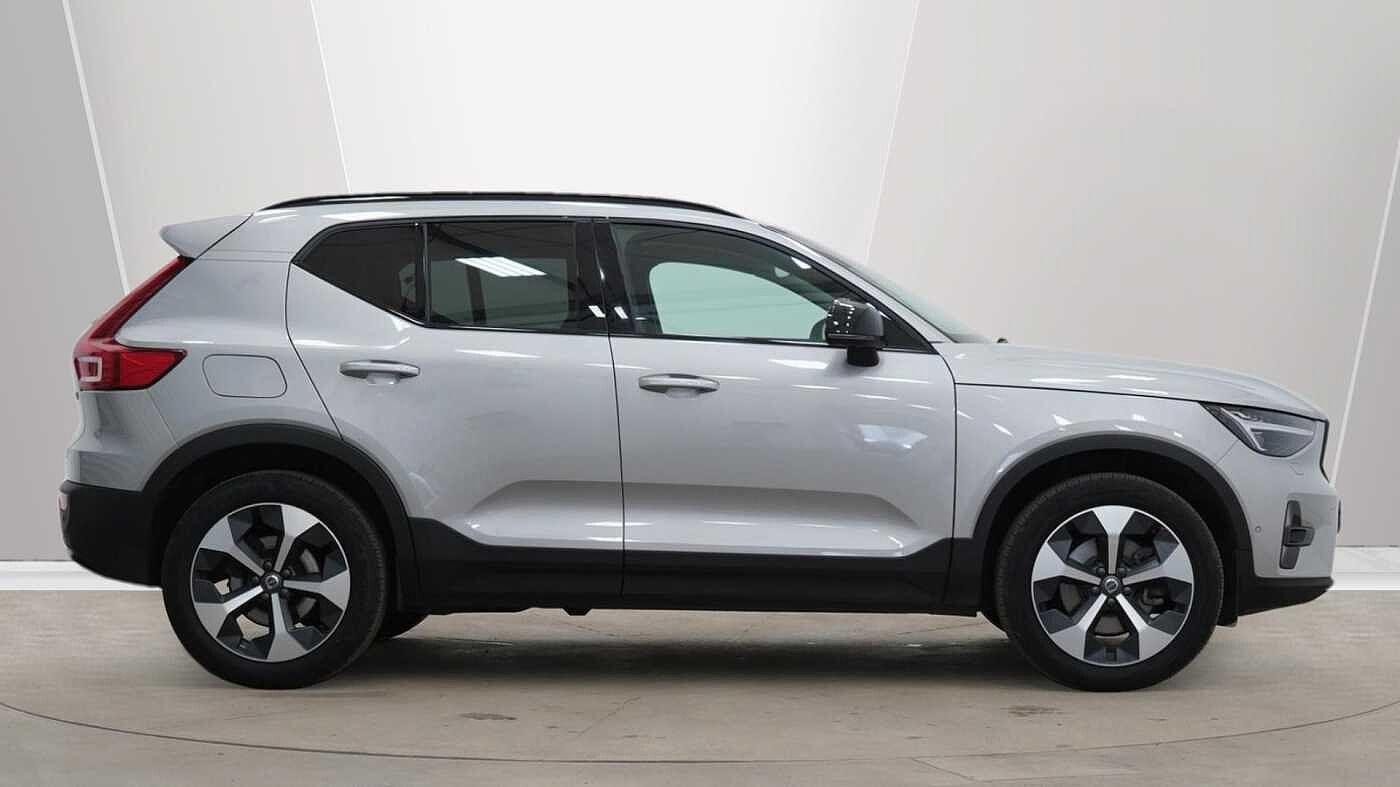 Volvo XC40 Image 2