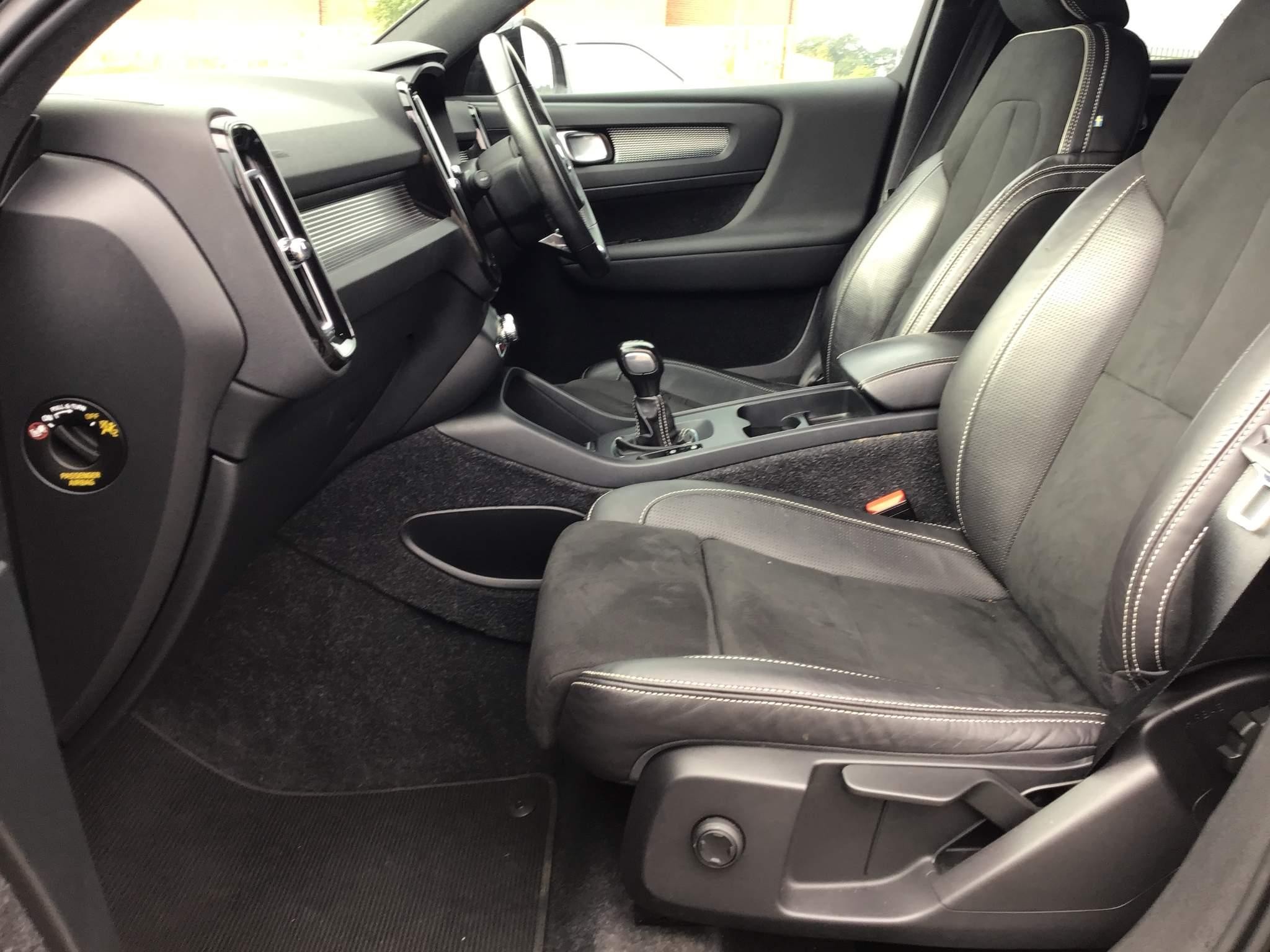 Volvo XC40 Image 21