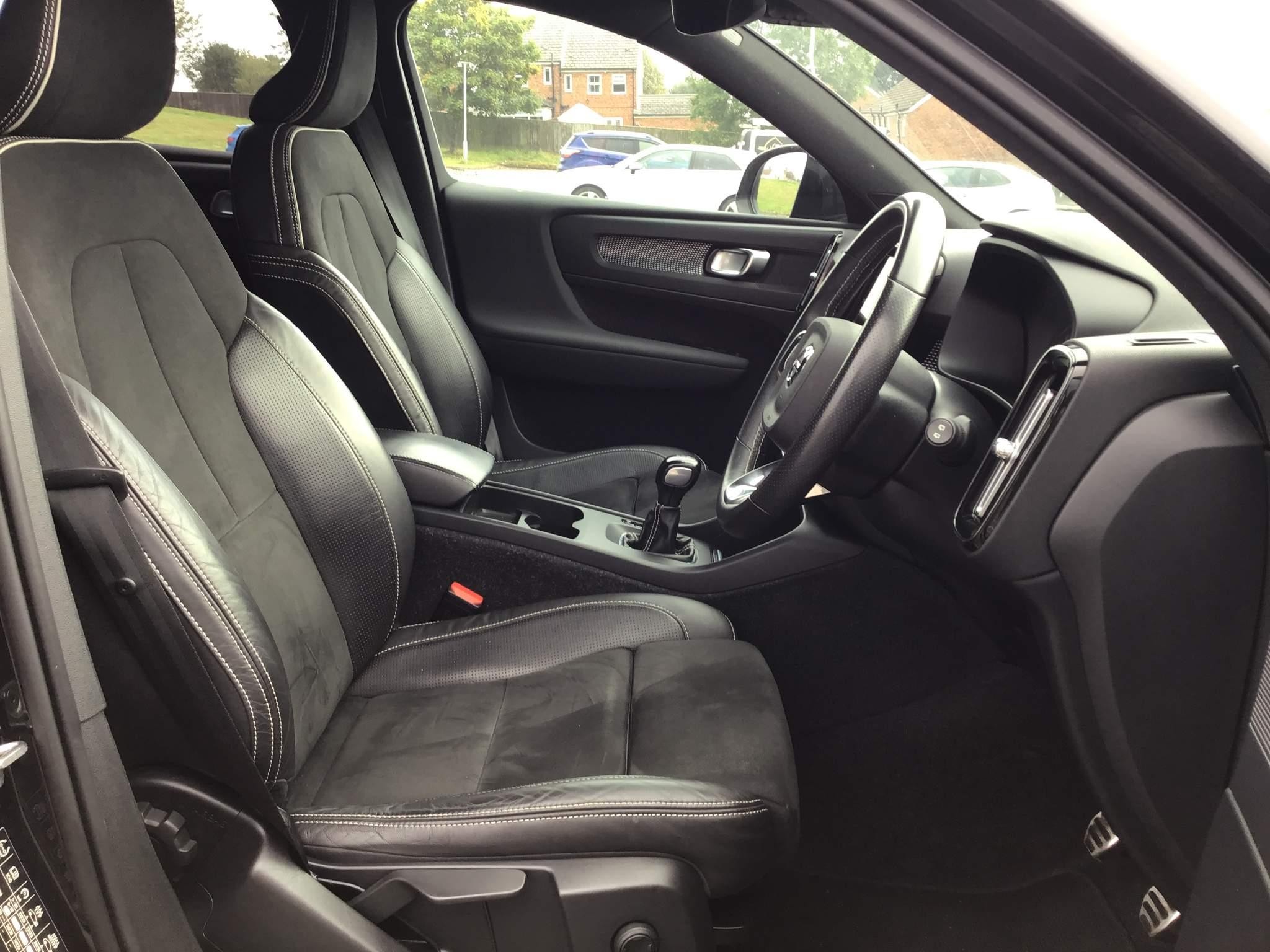 Volvo XC40 Image 25