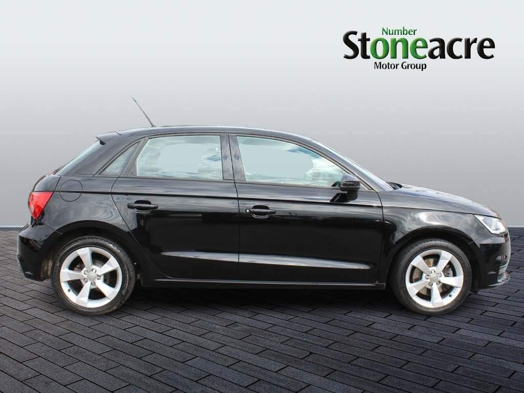 Audi A1 Image 2