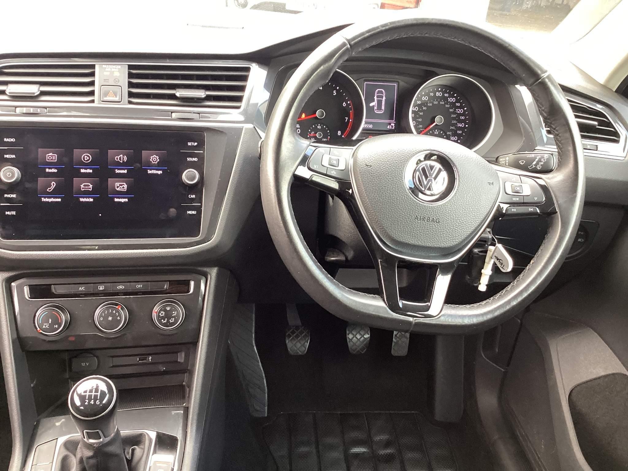 Volkswagen Tiguan Image 35