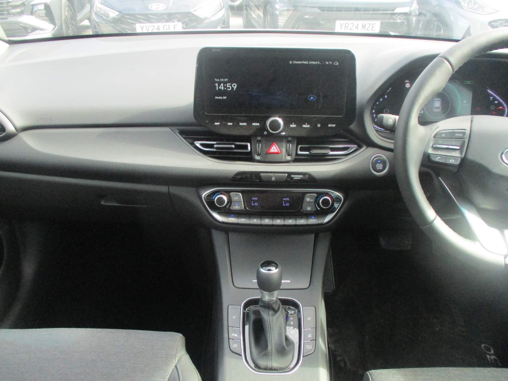 Hyundai i30 Image 14