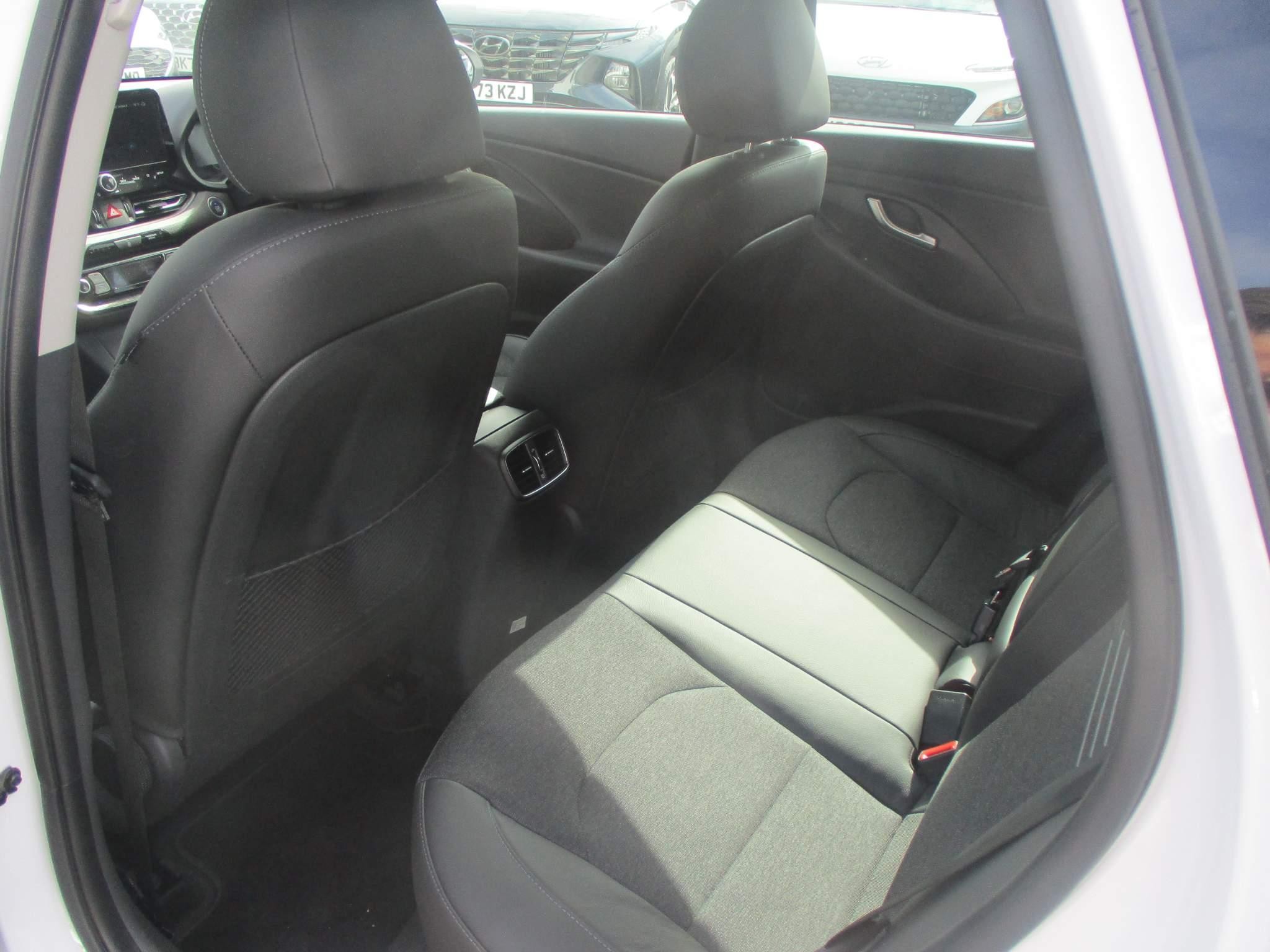 Hyundai i30 Image 17