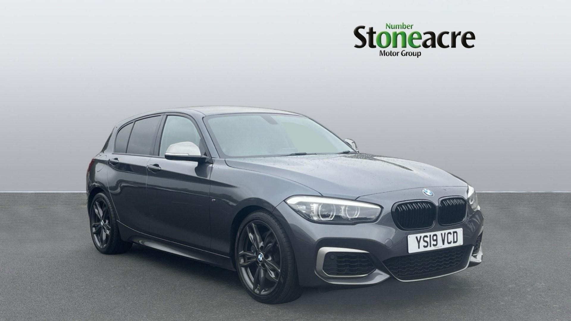 BMW 1 Series Image 1