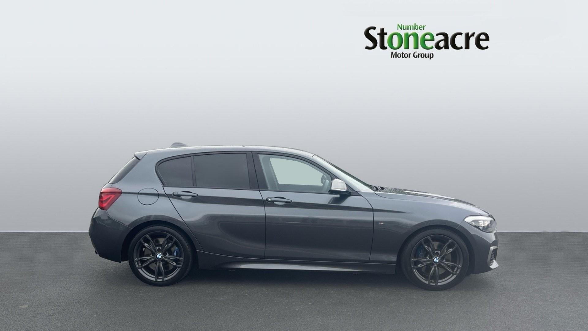 BMW 1 Series Image 3