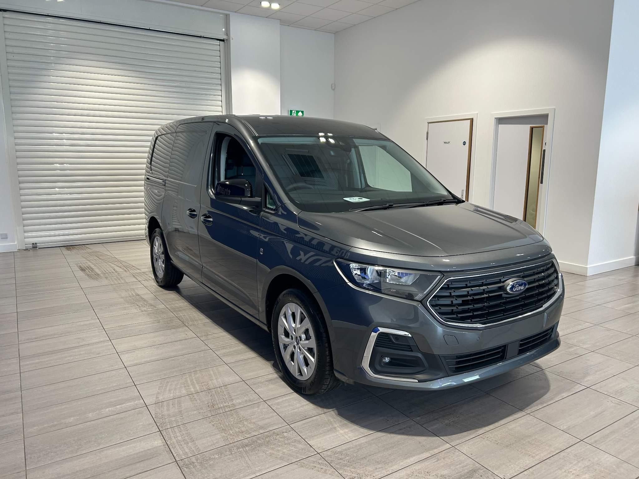 Ford Transit Connect Image 4