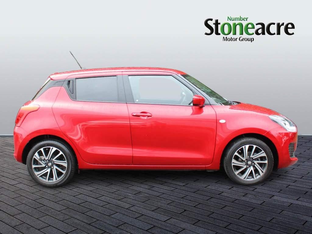 Suzuki Swift Image 2