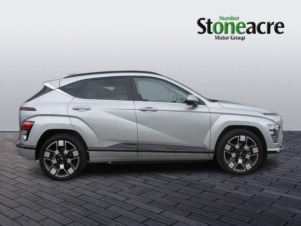 Hyundai KONA Image 2