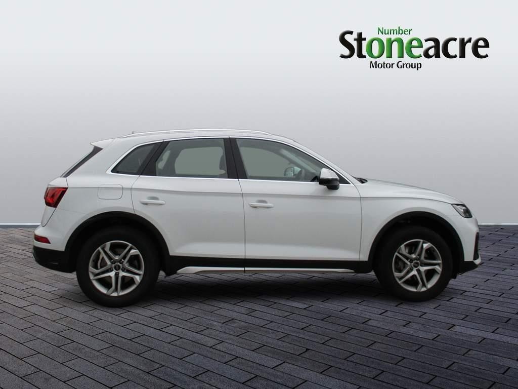 Audi Q5 Image 4