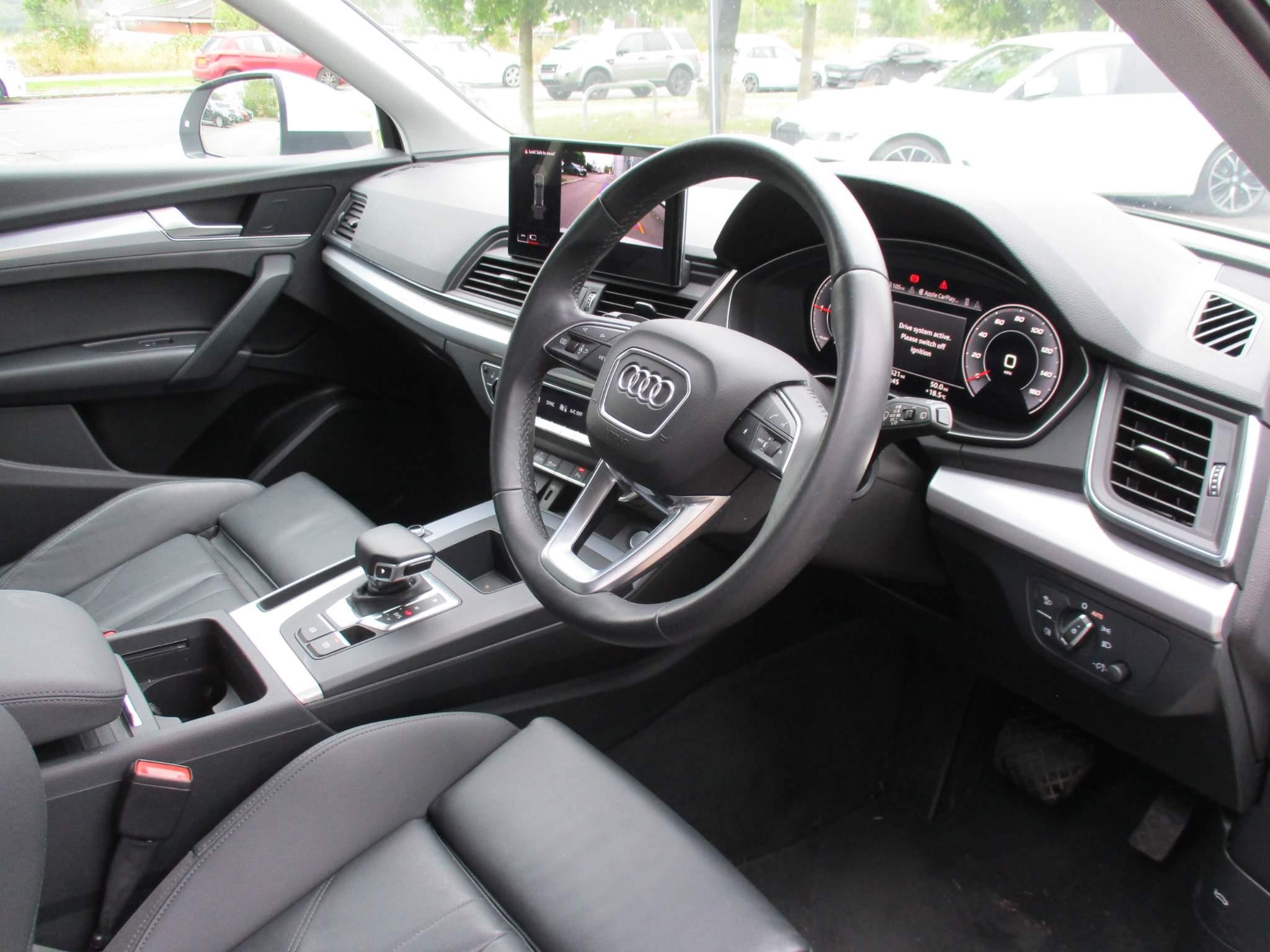 Audi Q5 Image 13