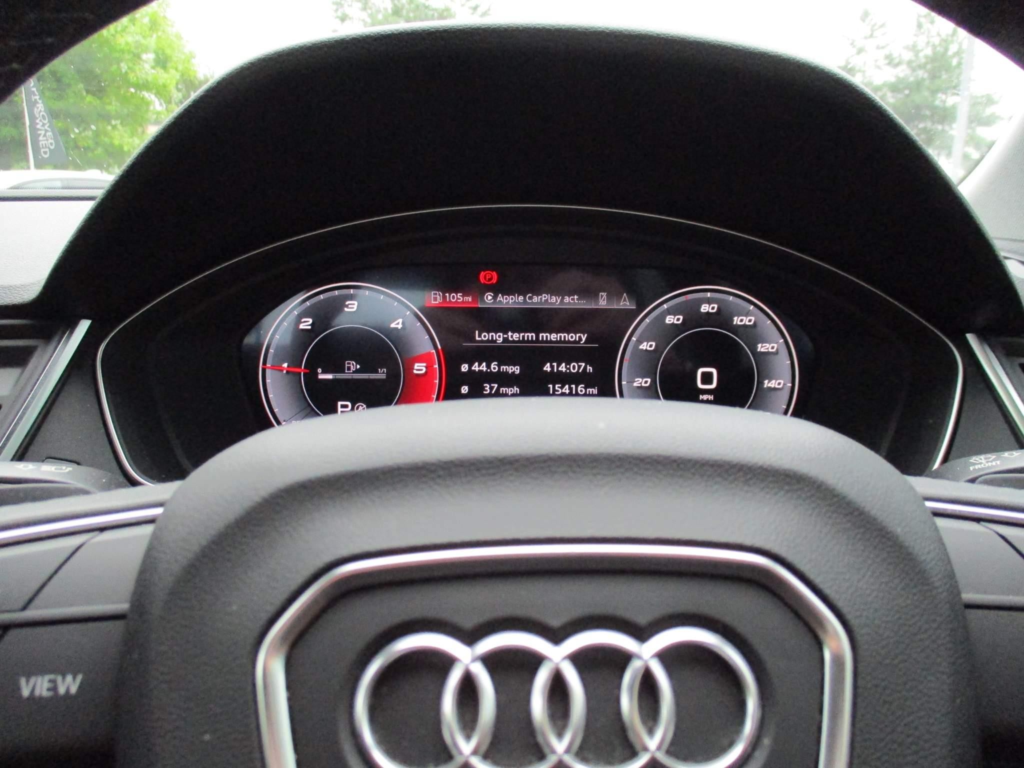 Audi Q5 Image 16