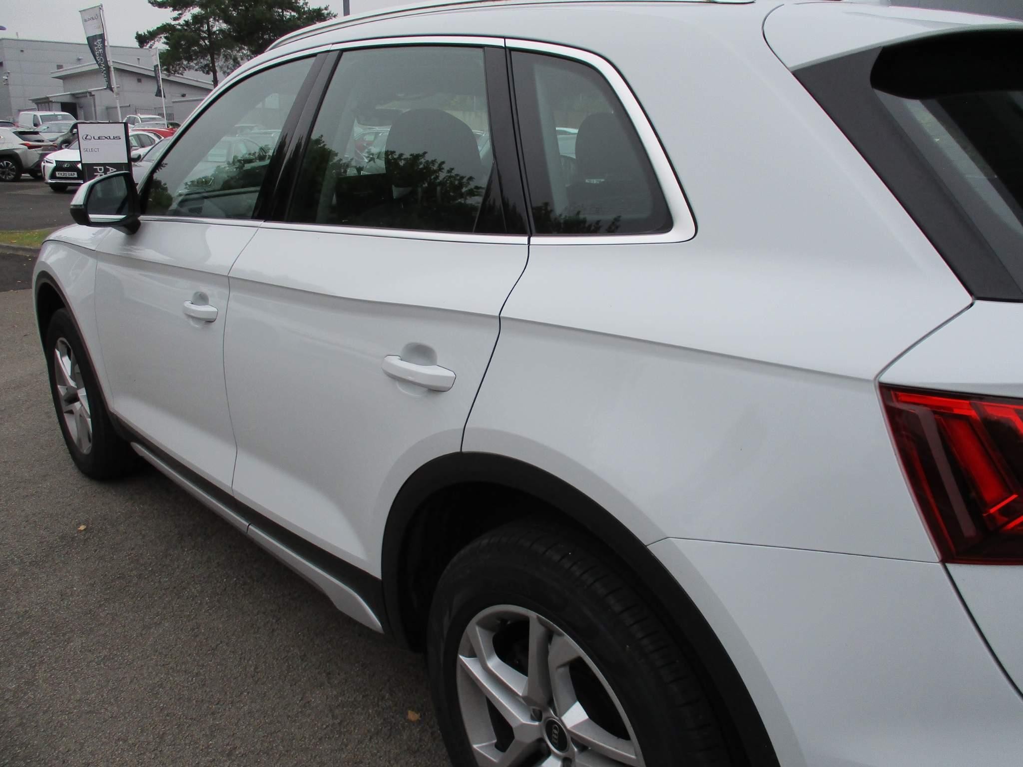 Audi Q5 Image 43