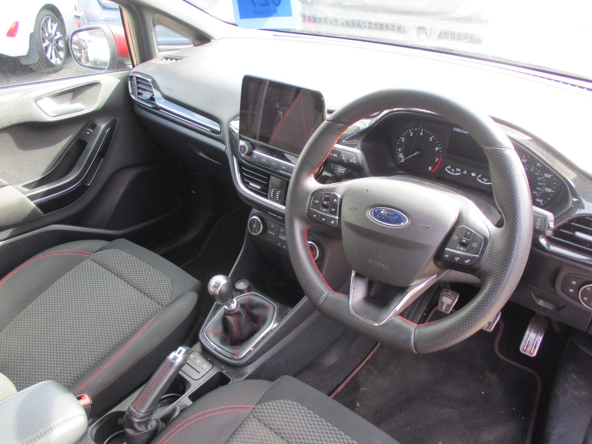 Ford Fiesta Image 13