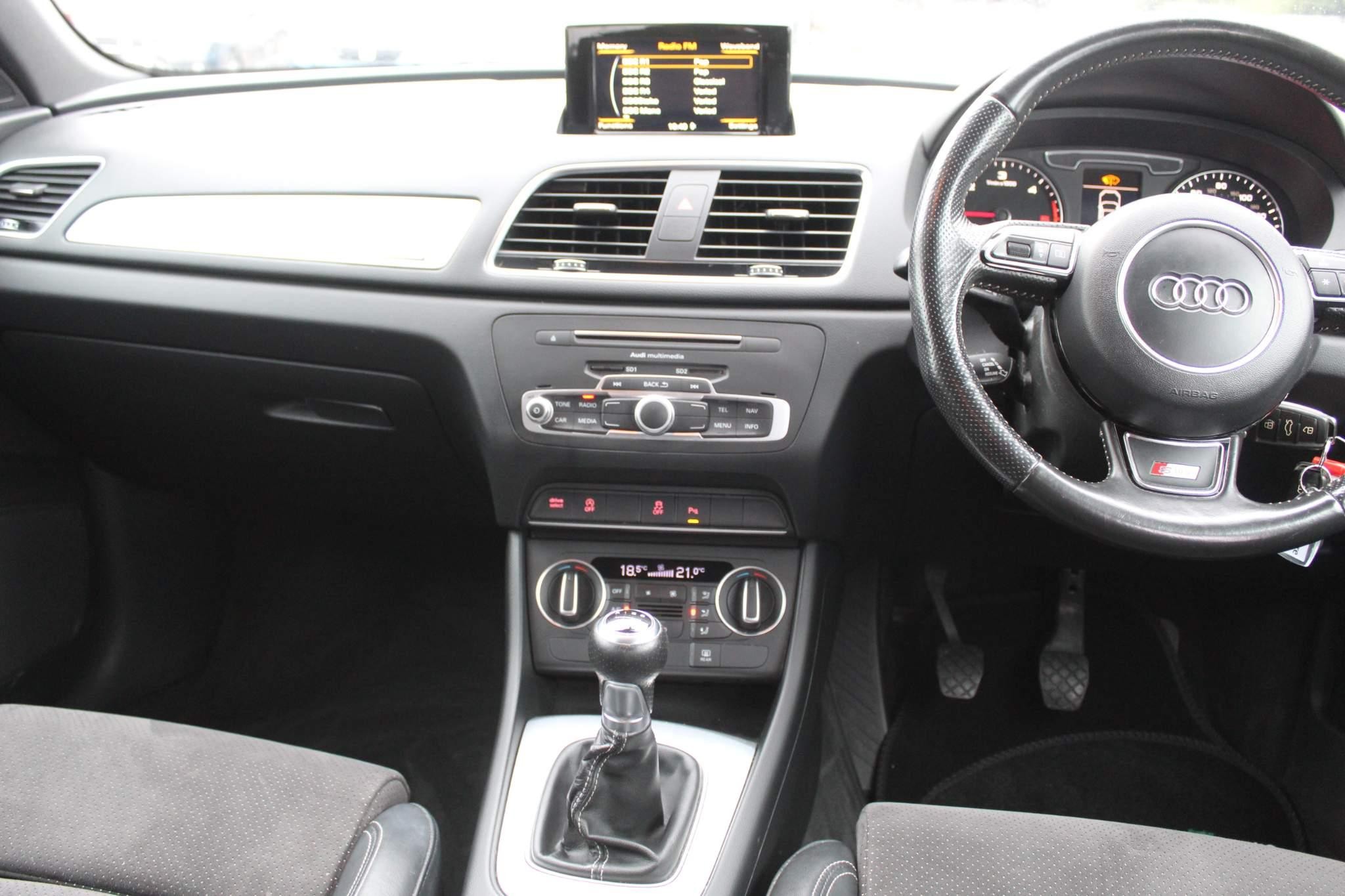 Audi Q3 Image 22