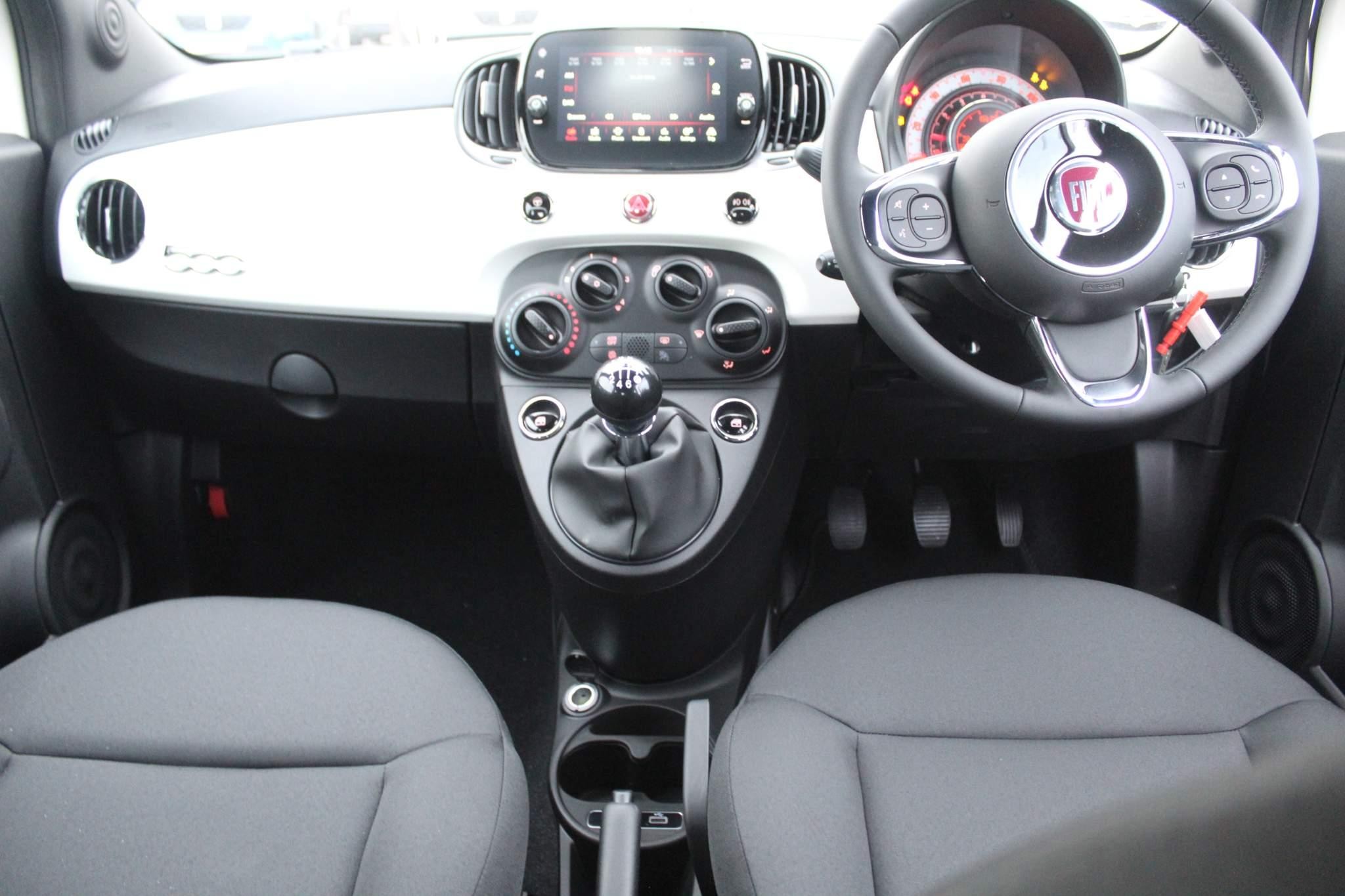 Fiat 500c Hybrid Image 12