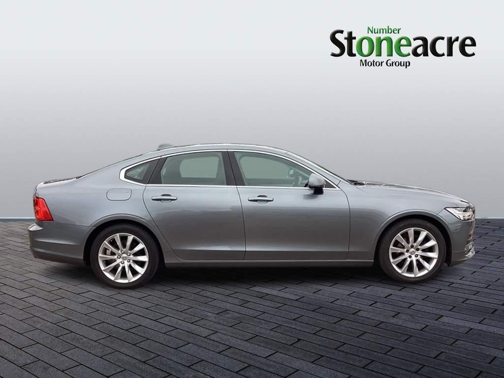 Volvo S90 Image 2