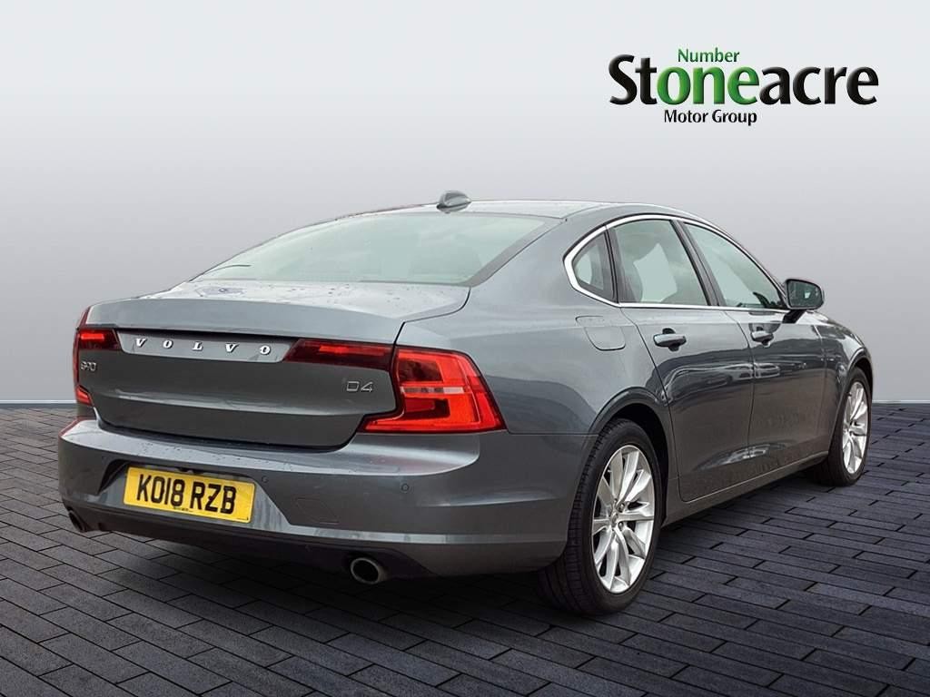 Volvo S90 Image 3