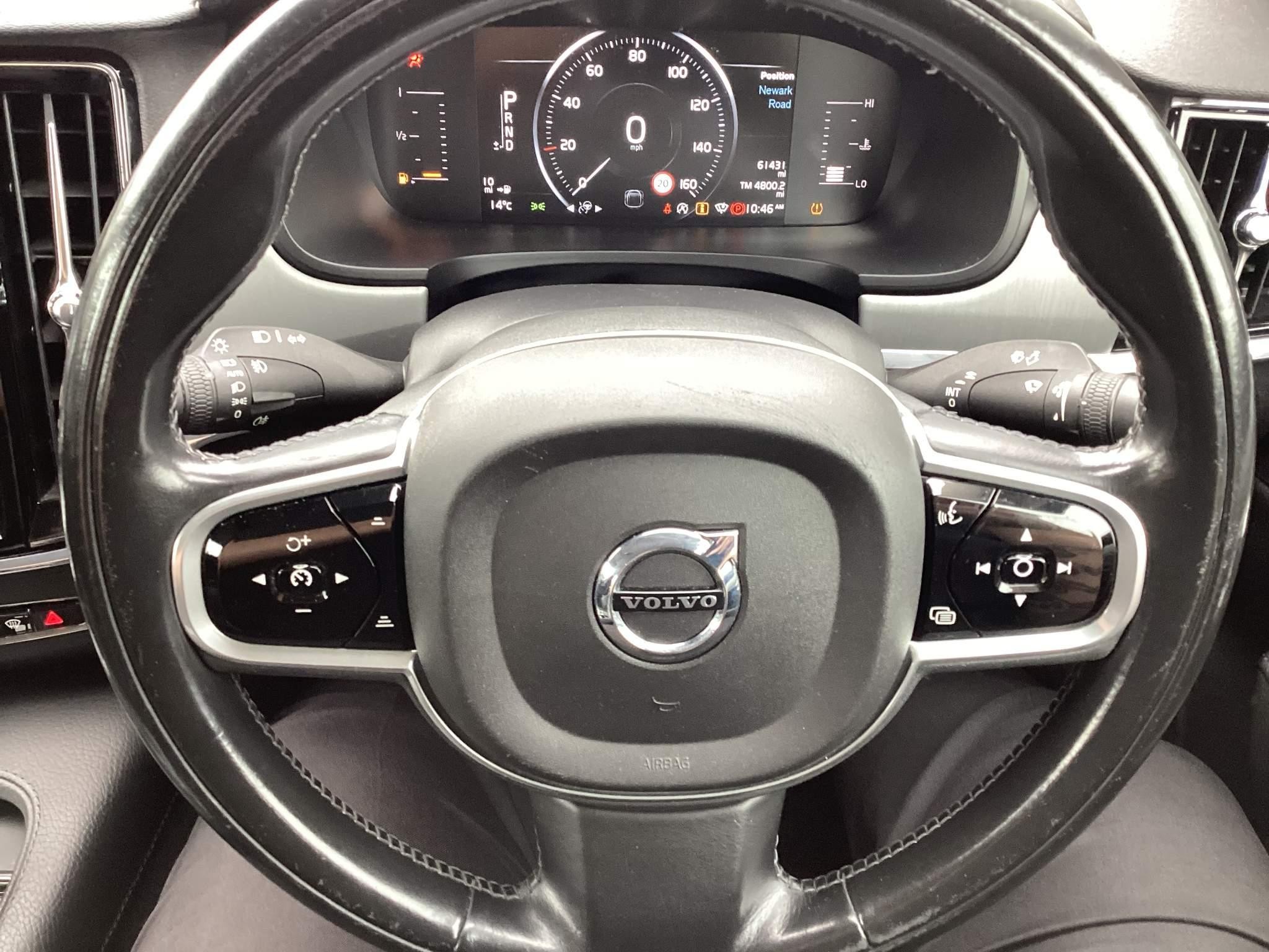 Volvo S90 Image 16