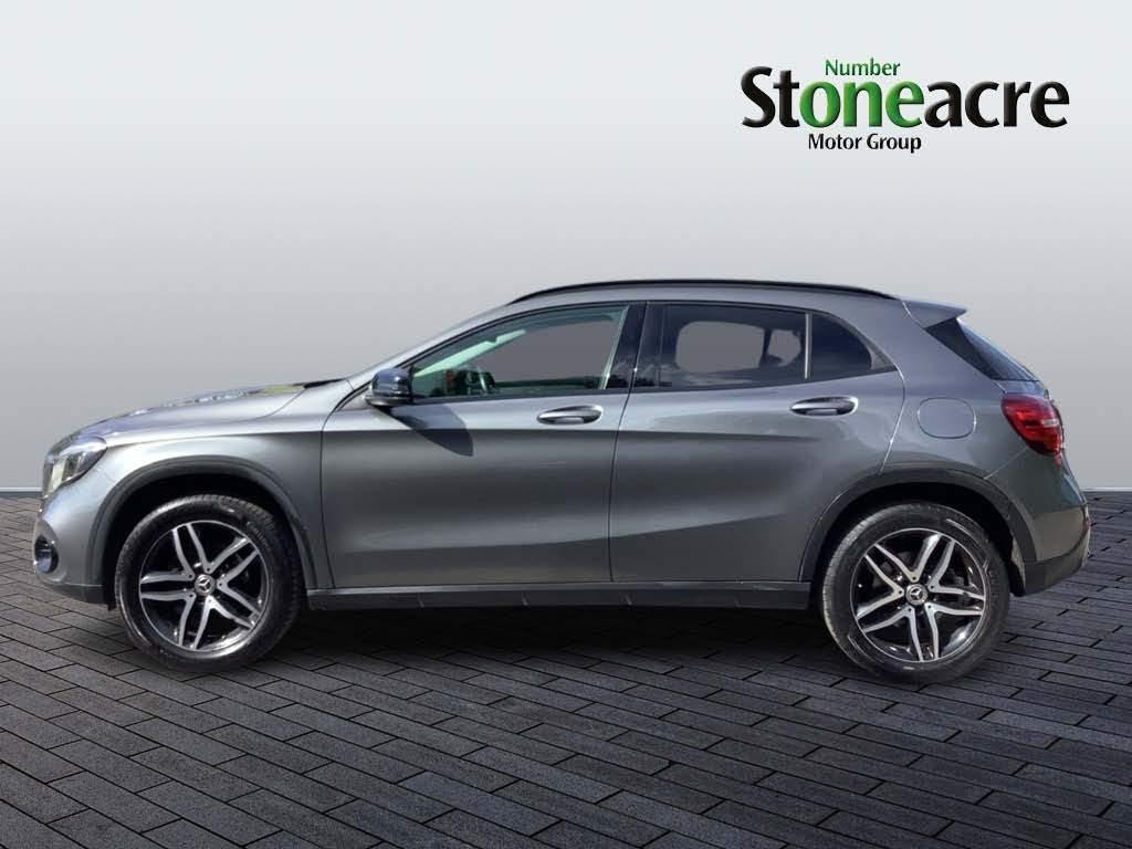 Mercedes-Benz GLA Image 6