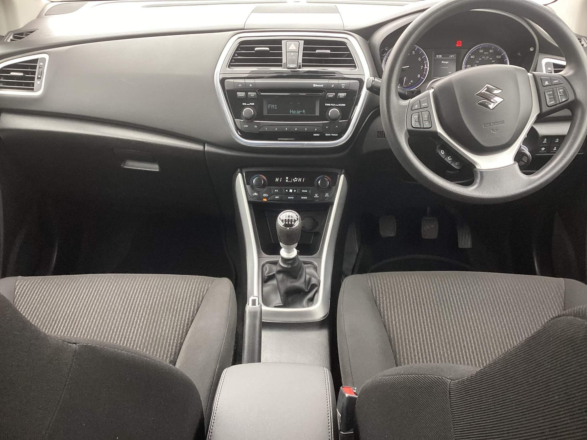 Suzuki SX4 S-Cross Image 12