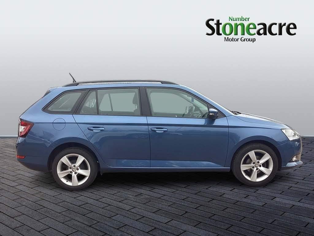 Skoda Fabia Image 2