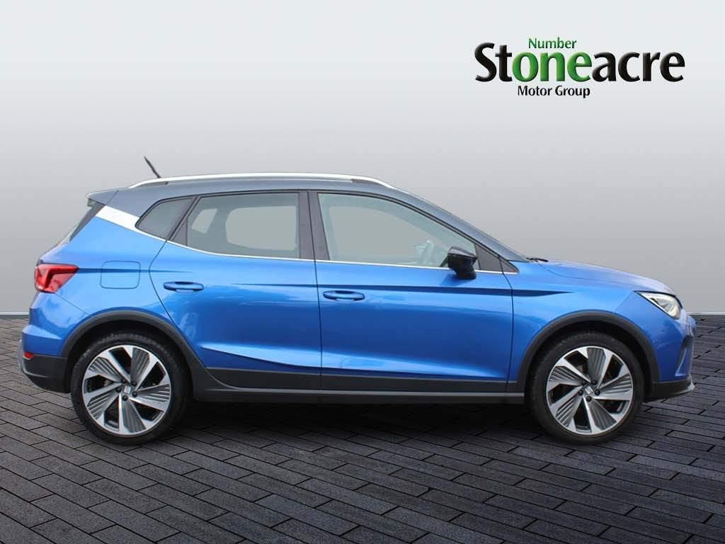 SEAT Arona Image 2