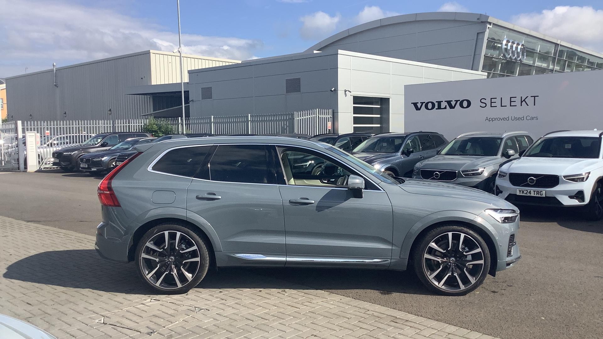 Volvo XC60 Image 30