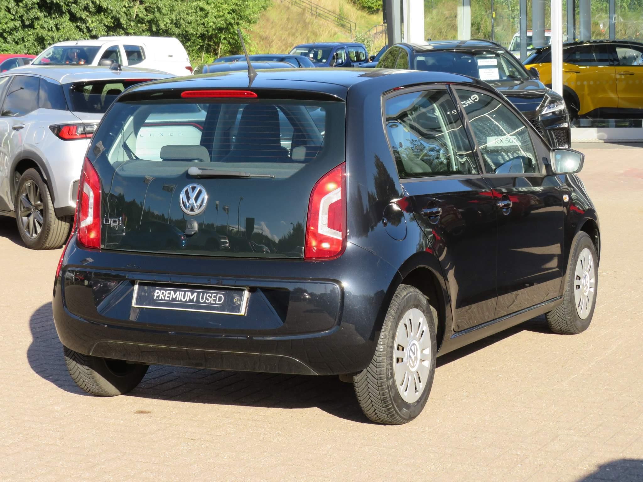 Volkswagen up! Image 5