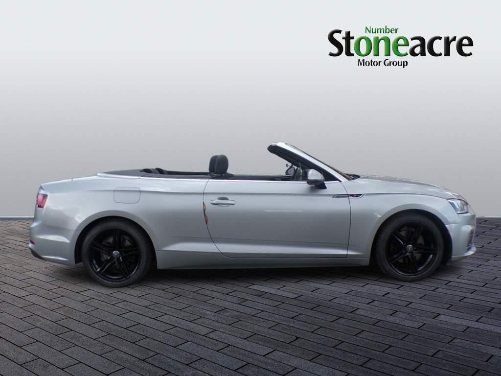 Audi A5 Cabriolet Image 2