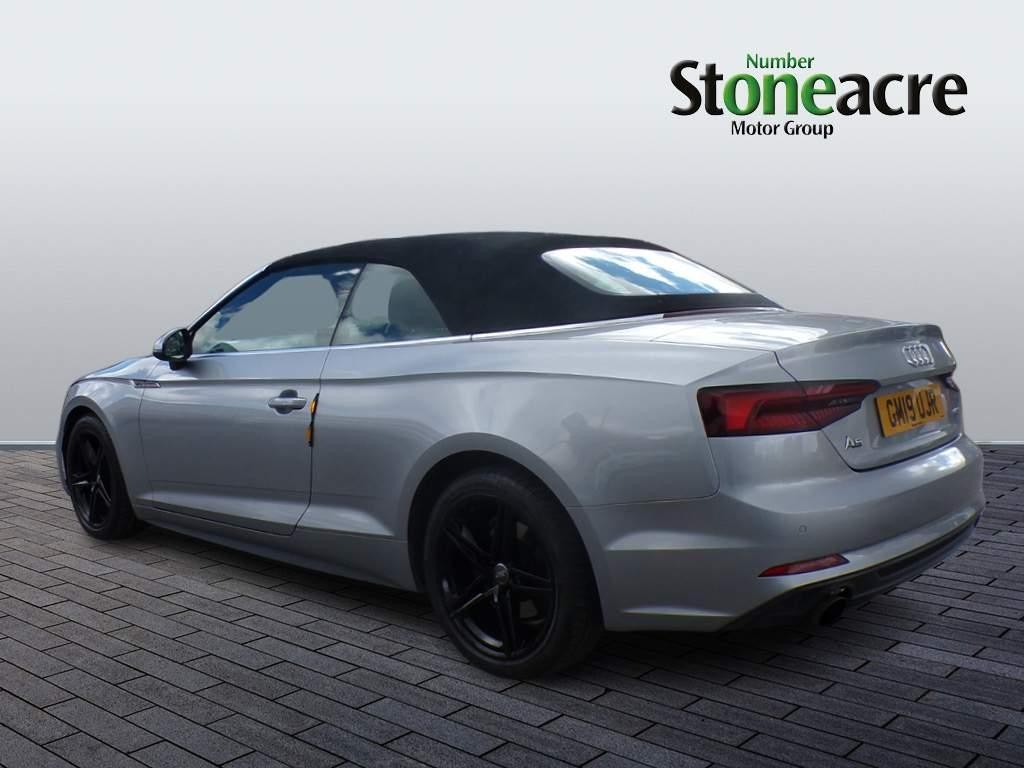 Audi A5 Cabriolet Image 12