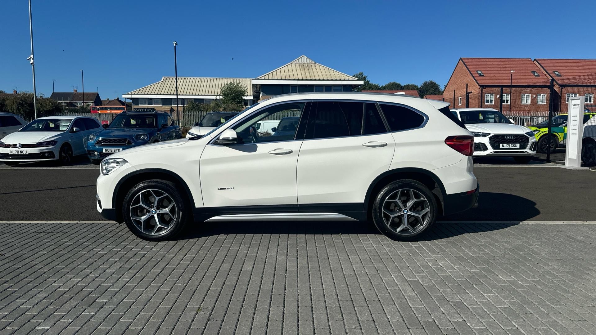 BMW X1 Image 8