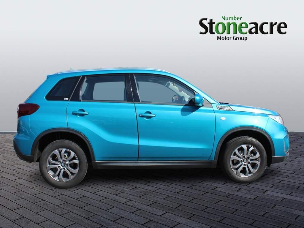 Suzuki Vitara Image 2