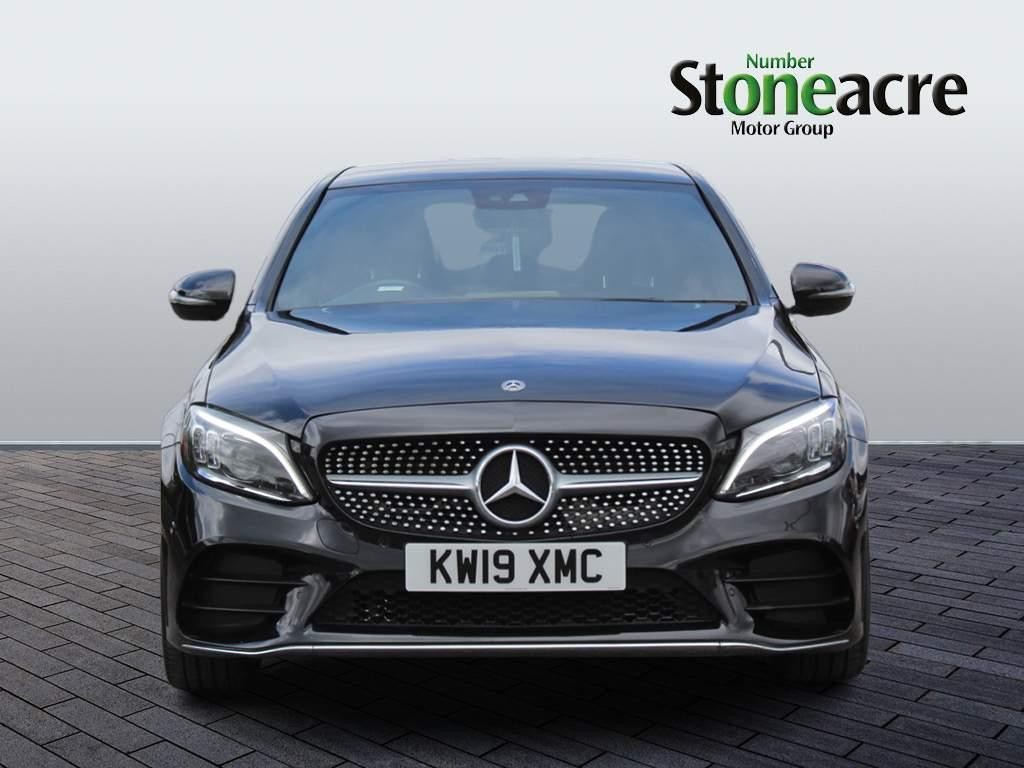 Mercedes-Benz C-Class Image 8