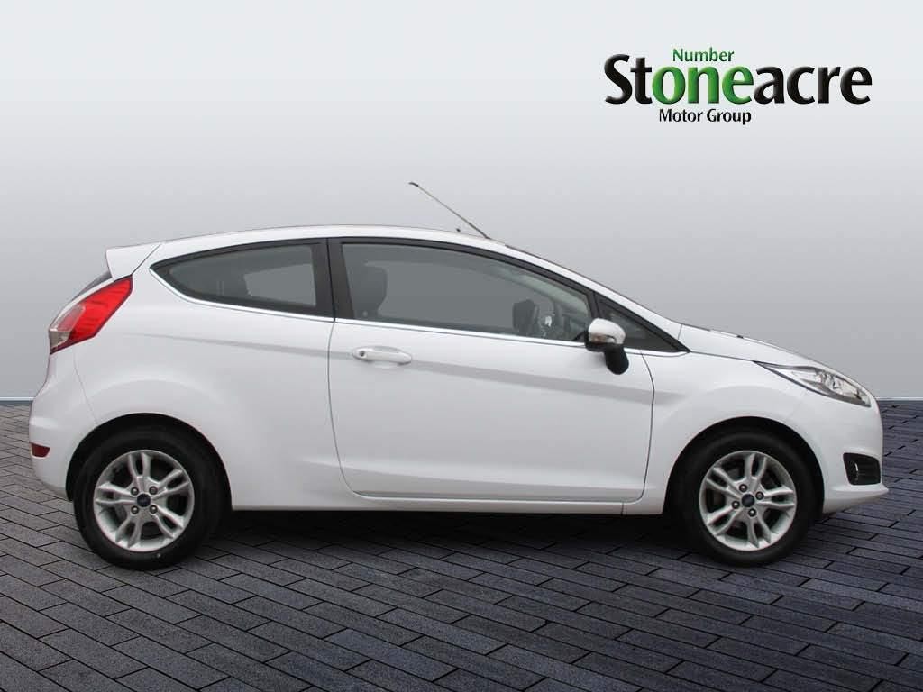 Ford Fiesta Image 2