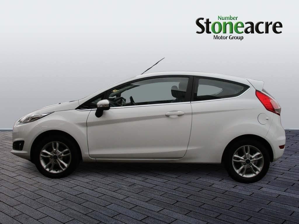 Ford Fiesta Image 6