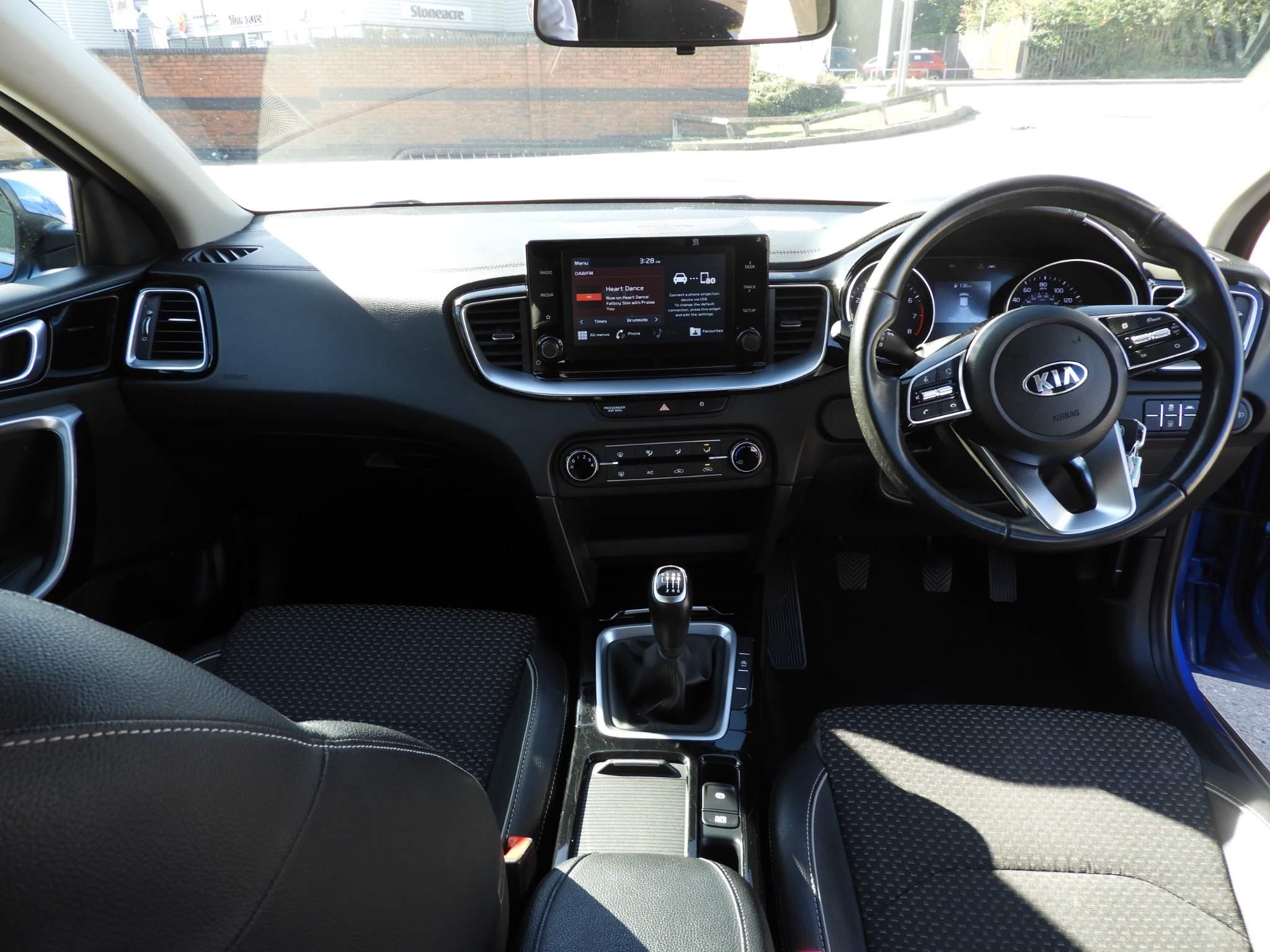 Kia XCeed Image 11