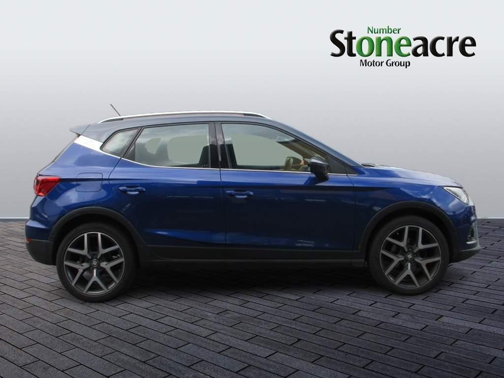 SEAT Arona Image 2