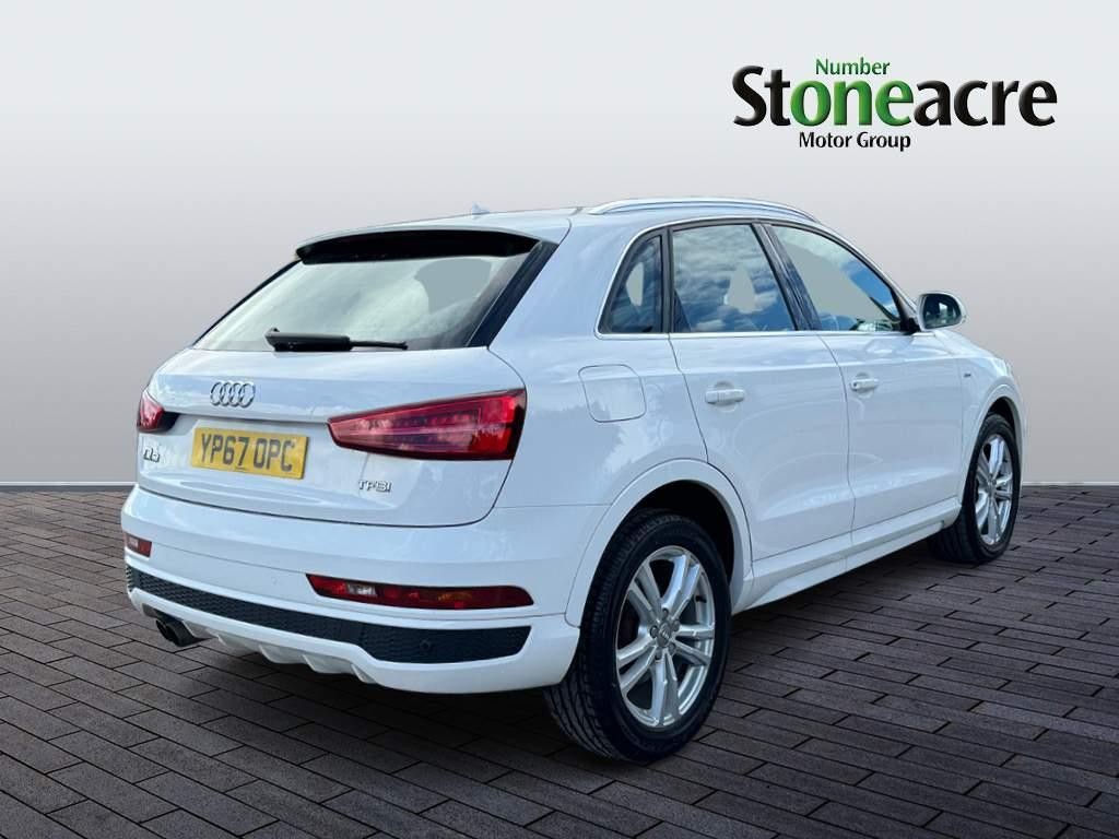 Audi Q3 Image 3