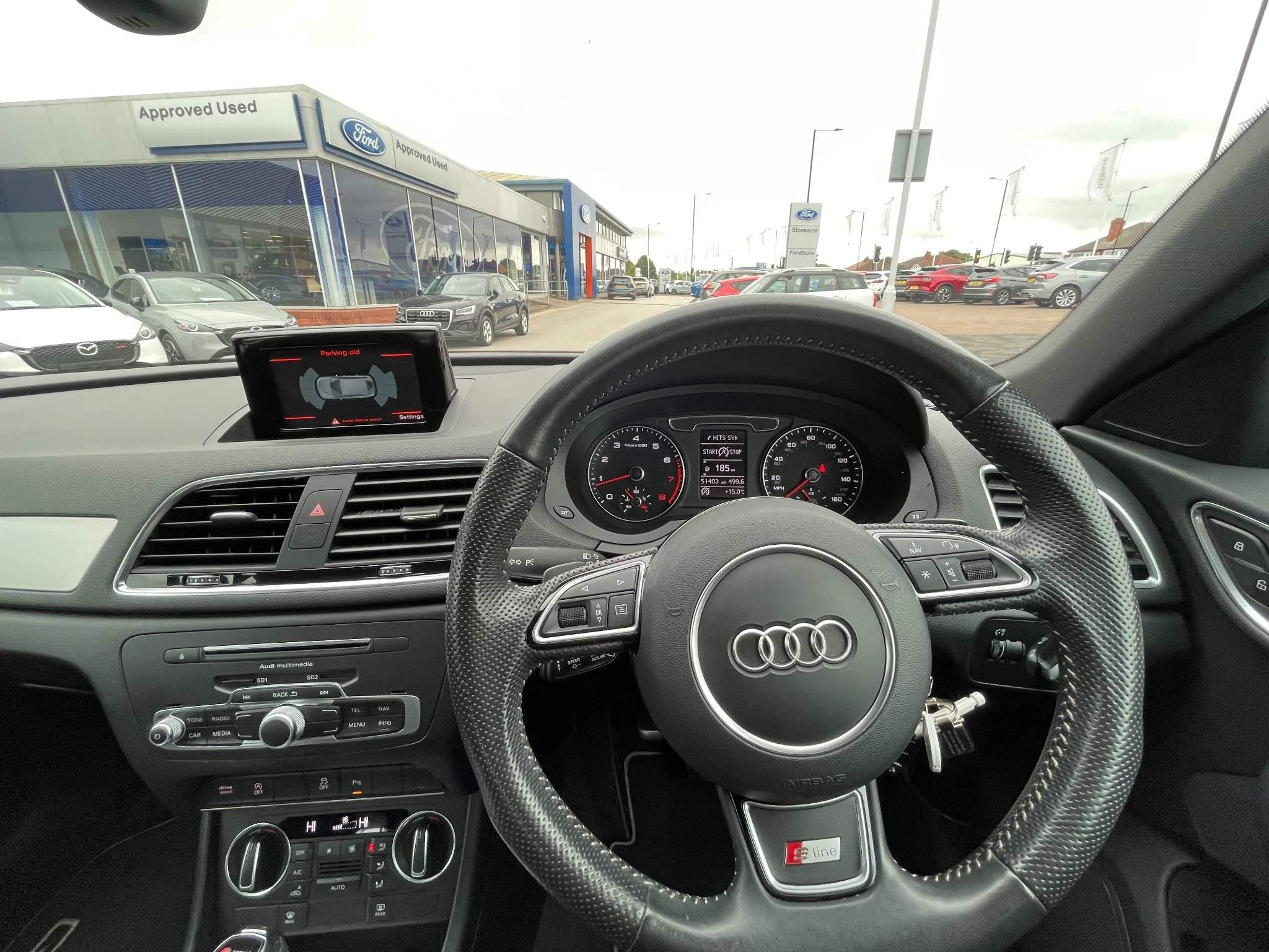 Audi Q3 Image 9