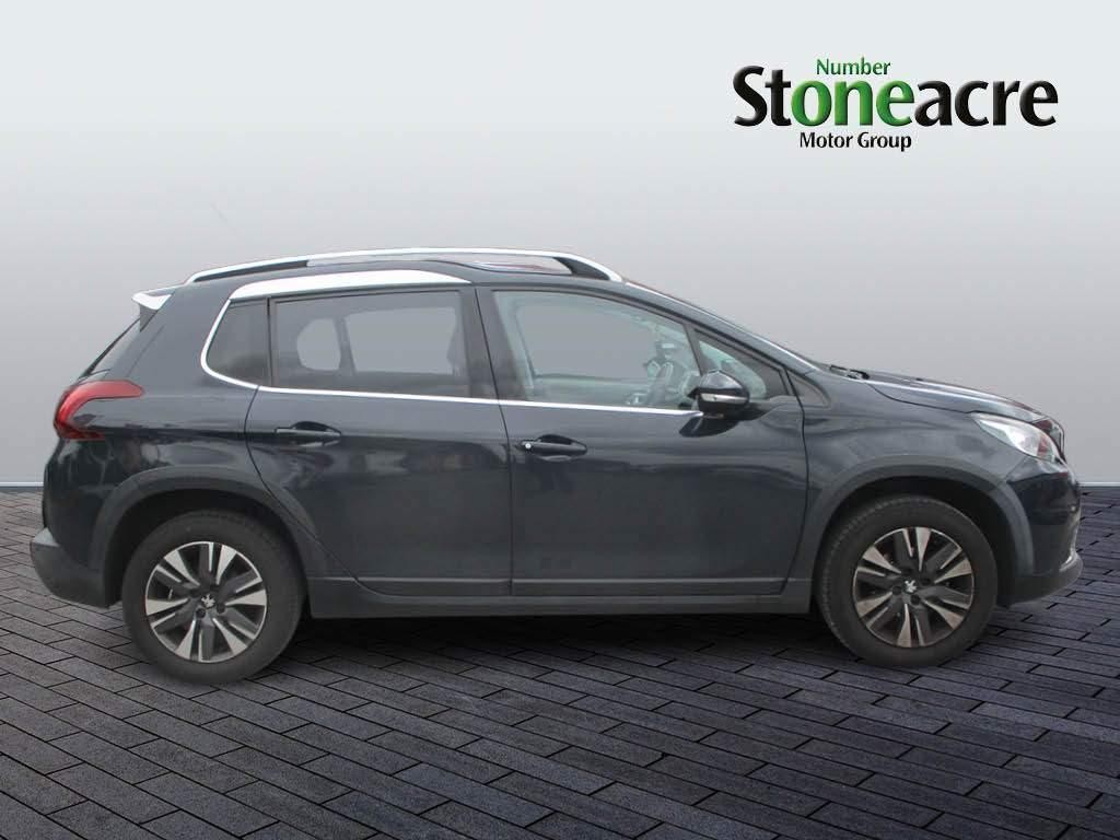 Peugeot 2008 Image 2