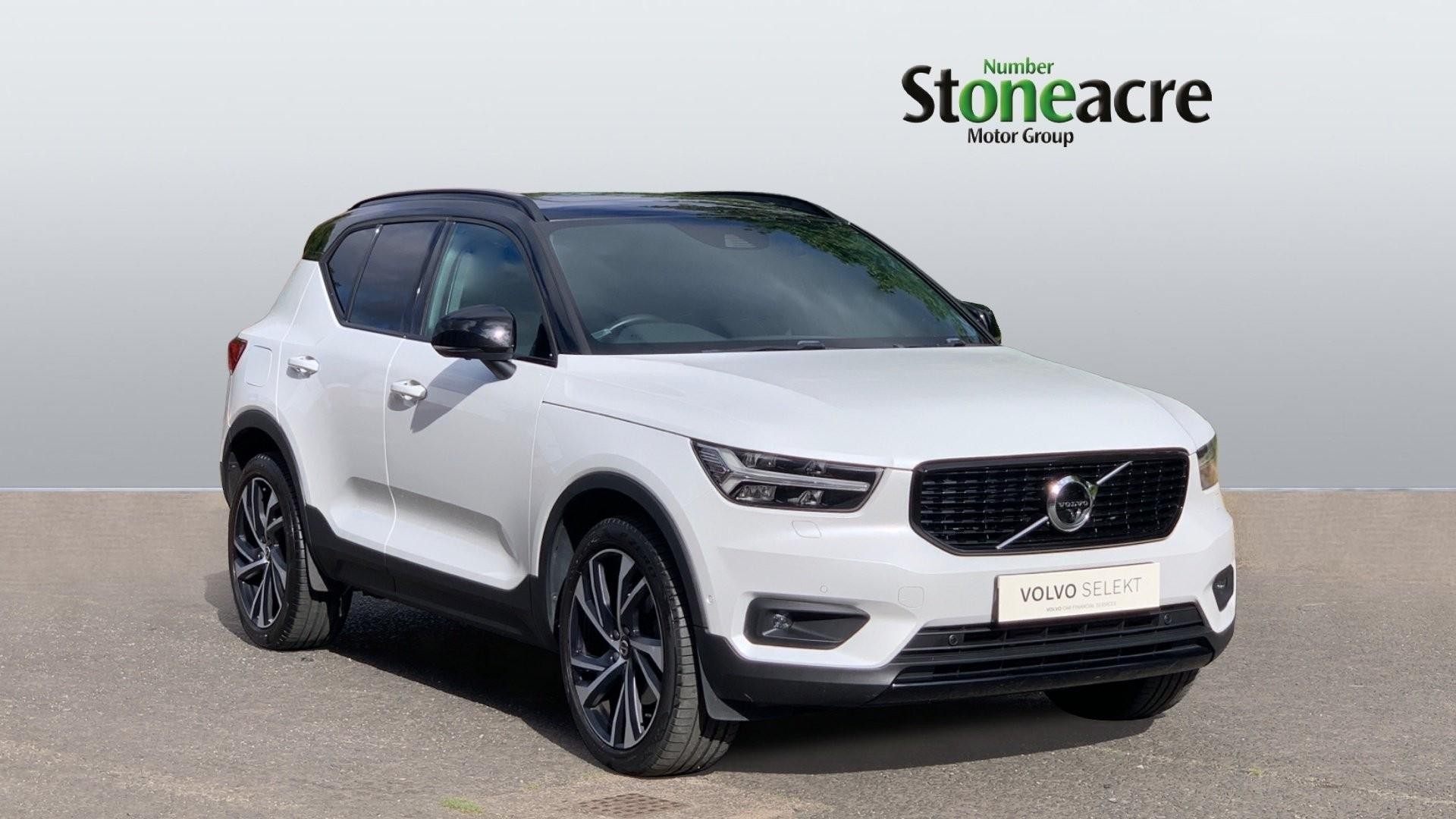 Volvo XC40 Image 1