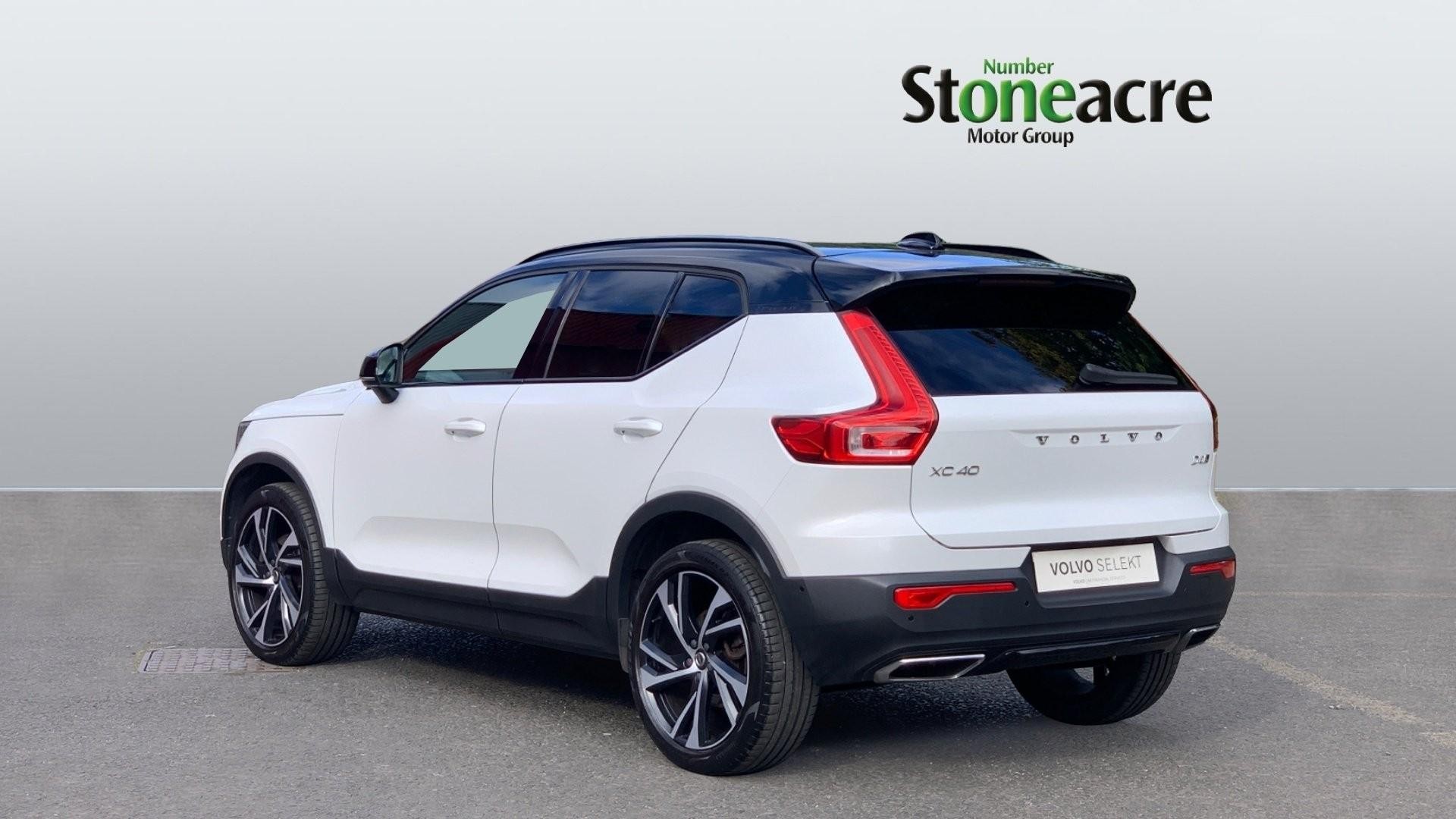 Volvo XC40 Image 2