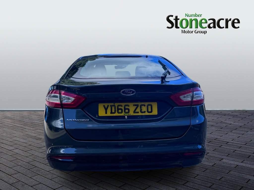 Ford Mondeo Image 4