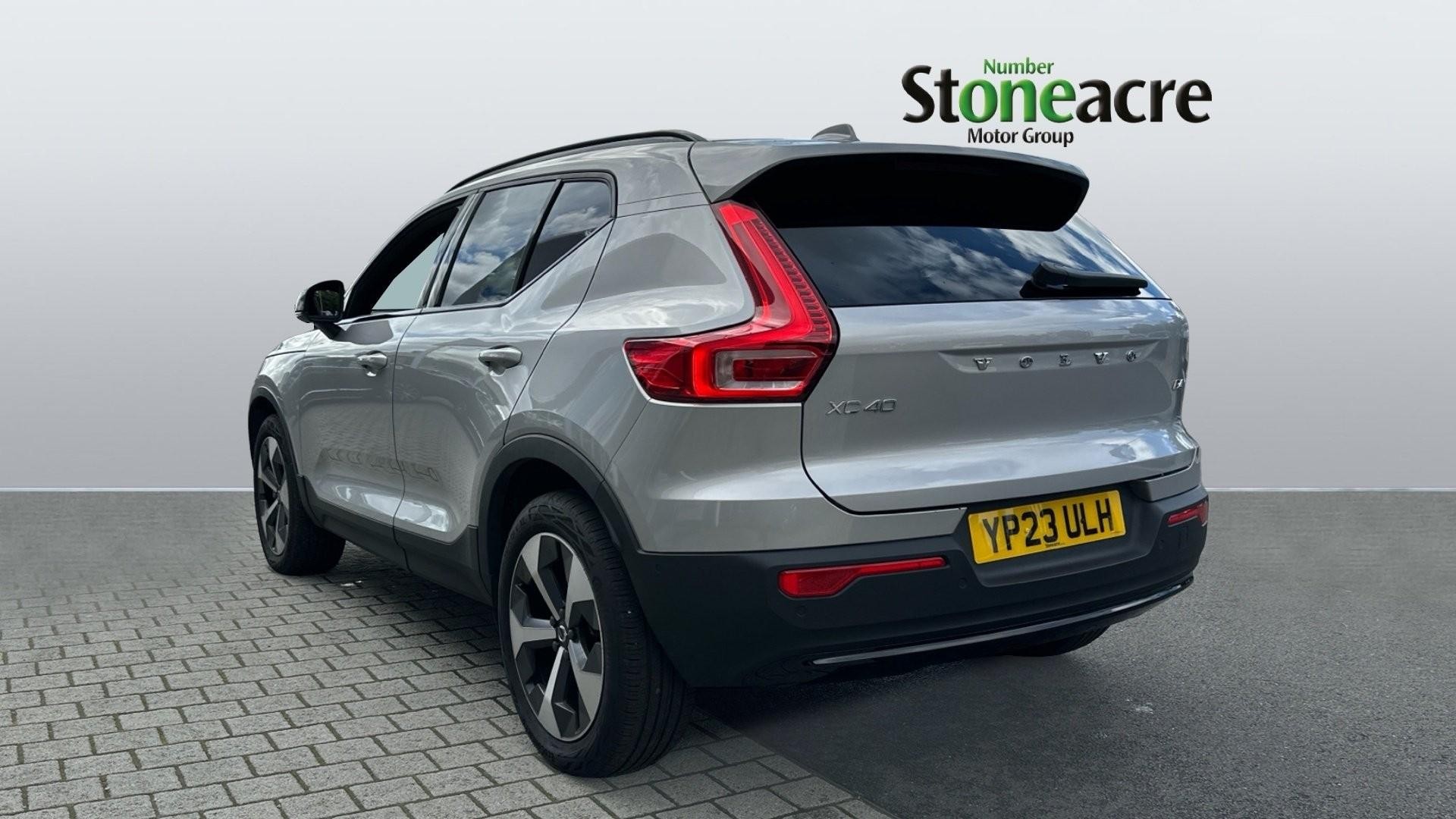 Volvo XC40 Image 2