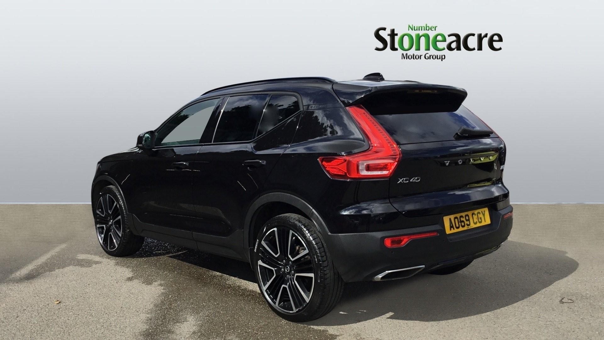 Volvo XC40 Image 2