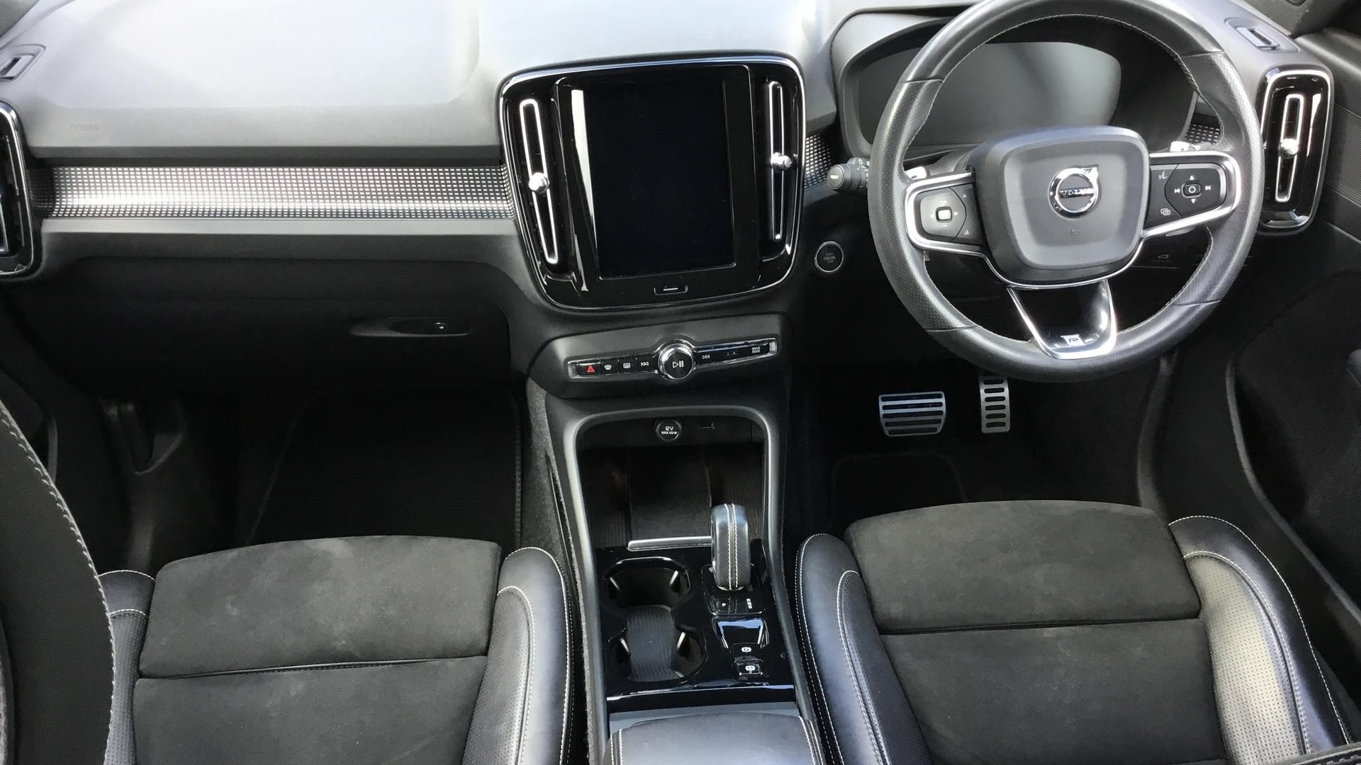 Volvo XC40 Image 21